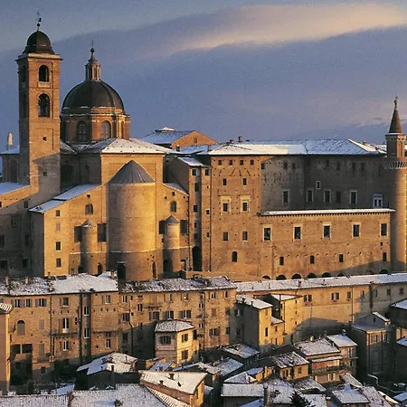 Elena's Сasa de vacaciones Urbino